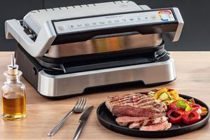 Атмосфера барбекю вдома з Tefal OptiGrill. фото