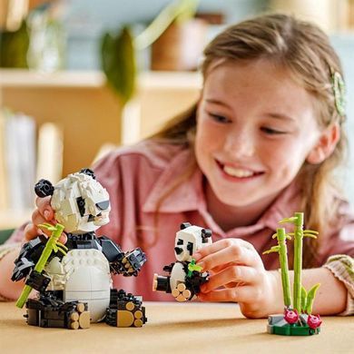 Конструктор LEGO Creator Дикі тварини: пандові 626 деталей (31165)