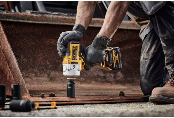 Гайковерт ударный аккумуляторный бесщеточный DeWALT DCF961N DCF961N фото