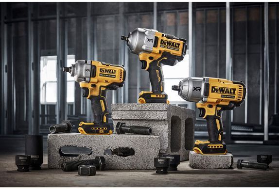 Гайковерт ударный аккумуляторный бесщеточный DeWALT DCF961N DCF961N фото