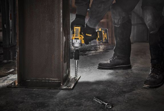 Гайковерт ударный аккумуляторный бесщеточный DeWALT DCF961N DCF961N фото