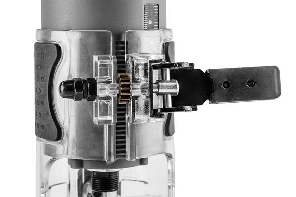 Фрезер GRAPHITE 59G718, 510 Вт, з цангами 6 мм та 8 мм, для обробки дерева 59G718 фото