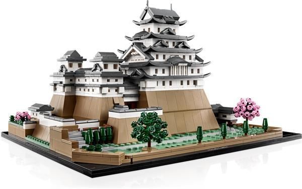 Конструктор LEGO Architecture Замок Химедзи 2125 деталей (21060)