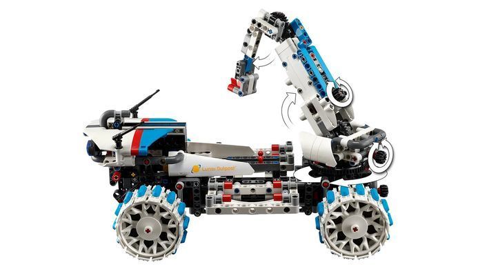 Конструктор LEGO Technic Місяцехід Lunar Outpost. Космічний корабель (392148)