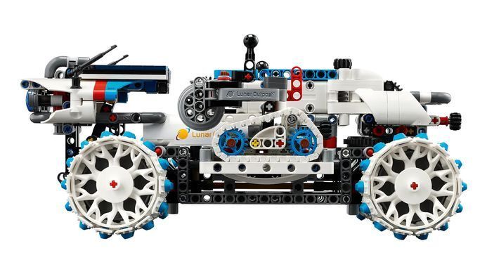 Конструктор LEGO Technic Місяцехід Lunar Outpost. Космічний корабель (392148)