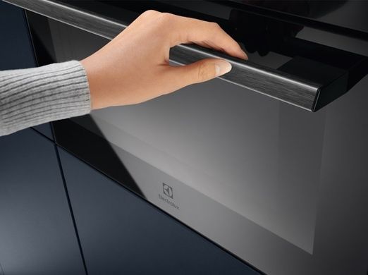 Electrolux Духова шафа електрична компактна, 42л EVM8E08Z (362558) EVM8E08Z фото