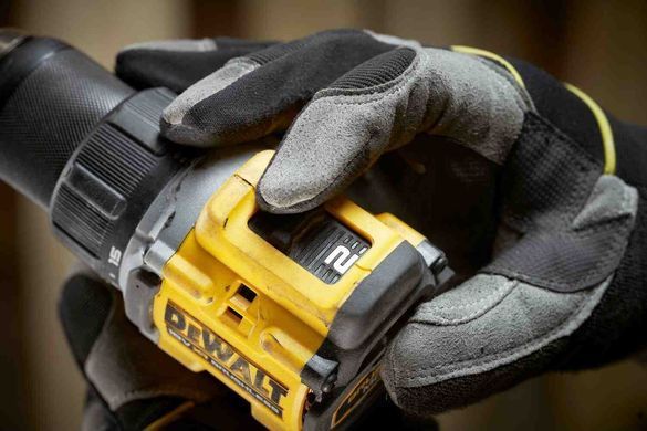 Дриль-шуруповерт акумуляторний безщітковий DeWALT DCD794NT DCD794NT фото