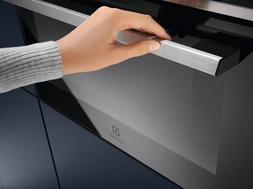 Electrolux Духовой шкаф электрический компактный, 42л EVM8E08X EVM8E08X фото