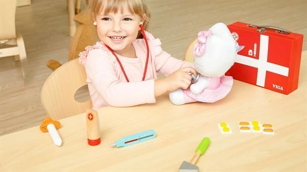 Дерев'яний ігровий набір Viga Toys Валізка доктора (50530) dt_79228 фото
