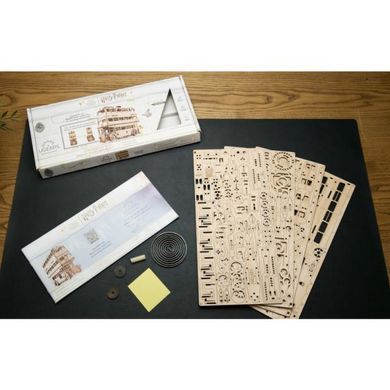 Дерев'яний механічний 3D конструктор Ugears Лицарський автобус (70172) dt_93638 фото