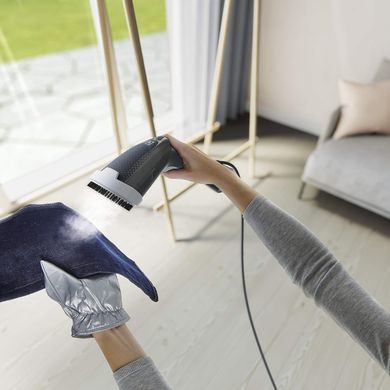 Electrolux Відпарювач компактний, 1200Вт, 100мл, постійна пара - 20гр, пластик. підошва, сірий (332209) E6HS1-2EG фото