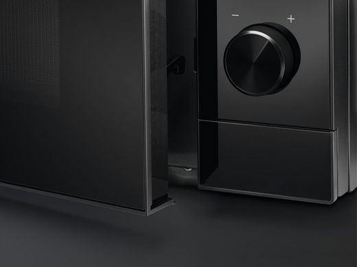 Мікрохвильова піч Electrolux 29л, електрон. керування, 900Вт, гриль, дисплей, інвертор, чорний (361852) EMZ729EMK фото