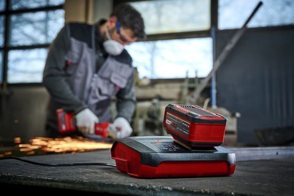 Einhell Зарядний пристрій PXC Boostcharger 3A PXC, 18В, 8А, 0.83кг (374721)
