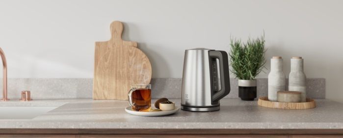 Электрочайник Electrolux 1.7л, Strix, дисплей, металл, поддержка темп, нерж (365320) E5K1-6ST фото