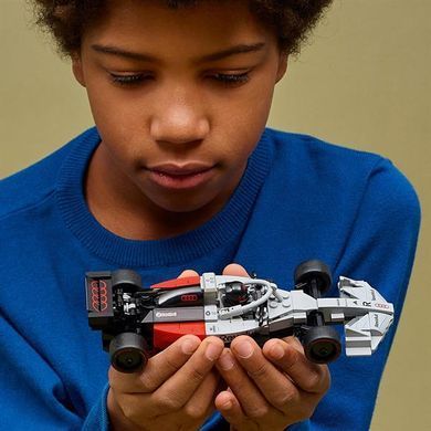 Конструктор LEGO&reg; Speed Champions Гоночний автомобіль Audi Revolut F1&reg; Team R26 216 деталей (77259) dt_186763 фото