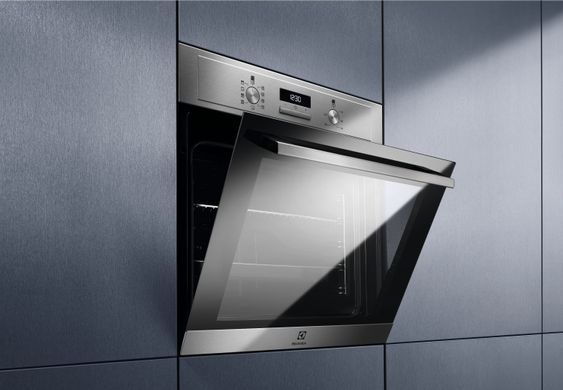 Electrolux Духова шафа електрична, 65л, A, дисплей, конвекція, нерж (362585) EOF3H40BX фото