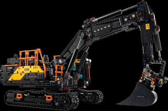 Конструктор LEGO Technic Екскаватор Volvo EC500 Hybrid 2359 деталей (42215)