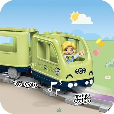 Конструктор LEGO DUPLO Town Інтерактивний пригодницький потяг 57 деталей (10427)