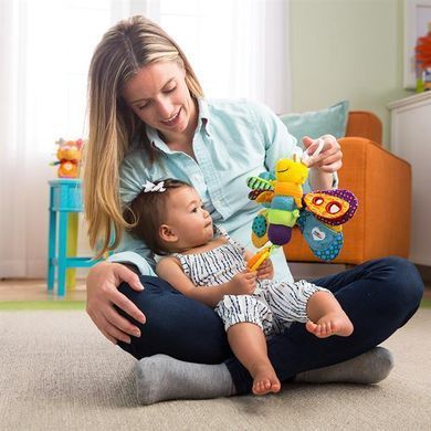 Мягкая игрушка-подвеска Lamaze Бабочка с прорезывателем и пищалкой (L27024) dt_14175 фото
