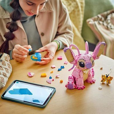 Конструктор LEGO Disney Ангел 784 деталі (43257)