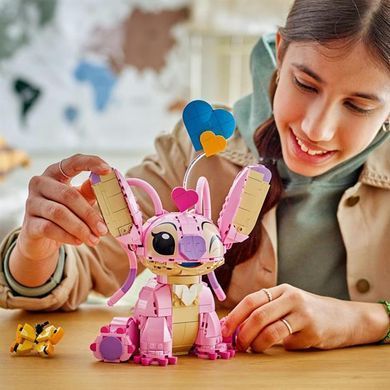 Конструктор LEGO Disney Ангел 784 деталі (43257)