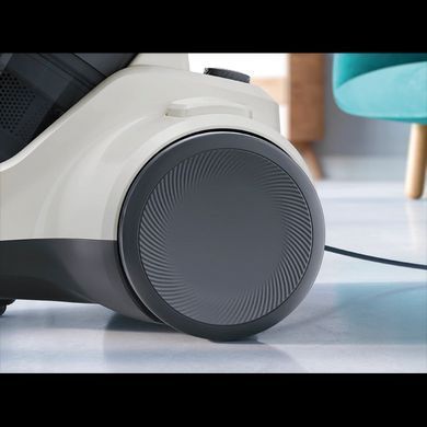 Electrolux Пилосос контейнерний, 750Вт, конт пил -1.8л, HEPA12, 3 насадки, білий (315224) EC41-2SW фото