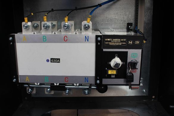 Дизельний генератор UNIVERSAL UND-BD 250 KVA UND-BD 250 KVA фото