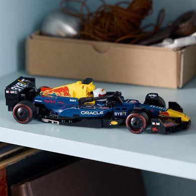 Конструктор LEGO Speed Champions Гоночный автомобиль F1 Oracle Red Bull Racing RB20, 251 деталь (77243)