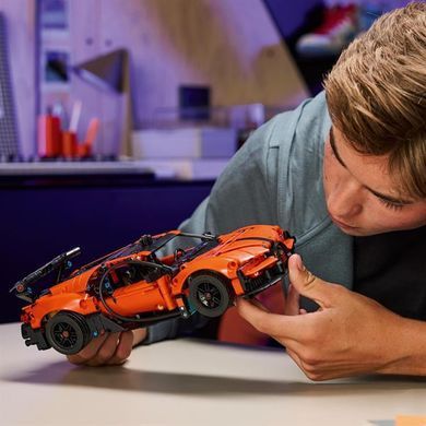 Конструктор LEGO Technic Гиперкар Bugatti Chiron Pur Sport 771 Деталь (42222)