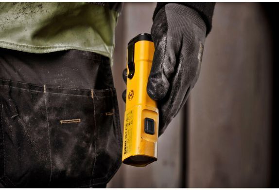 Фонарь светодиодный аккумуляторный DeWALT DCL183 DCL183 фото