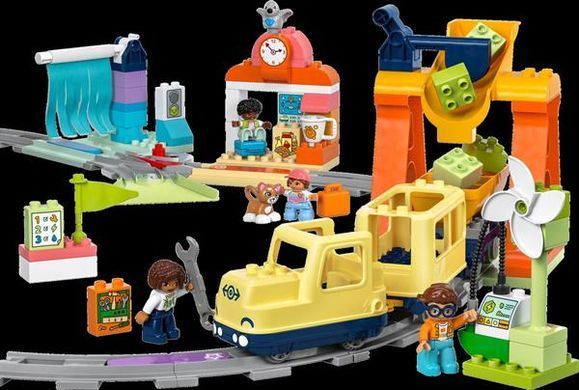 Конструктор LEGO DUPLO Town Большой интерактивный общественный поезд 103 детали (10428)