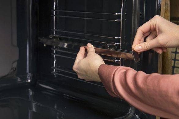 Gorenje Духовой шкаф электрический, 77л, A+, черный BO6727E03BG фото