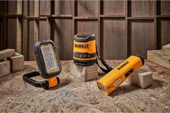 Фонарь светодиодный аккумуляторный DeWALT DCL183 DCL183 фото