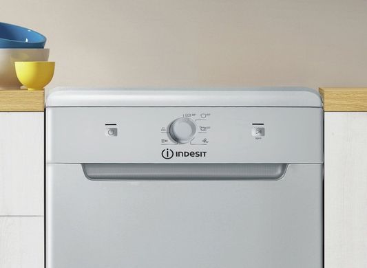 Indesit Посудомоечная машина 10компл., A+, 45см, серебристый DSCFE1B10SRU фото