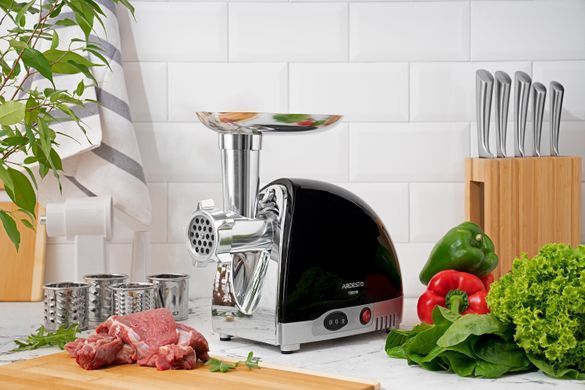 М'ясорубка ARDESTO 1800Вт, продук.-2кг/хв, 3 решітки + для ковб., кеббе, 4 терки, пластик, чорно-сріблястий (313007) MGL-2250R фото