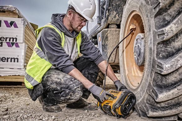 Компрессор воздушный аккумуляторный DeWALT DCC018N DCC018N фото