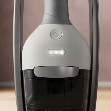 Electrolux Пылесос беспроводный, конт пыль -0.3л, автон. раб. до 55мин, вес-2.7кг, НЕРА, 2в1, турбо-щетка, BRC, 5 насадок, белый ES62HB25UV фото