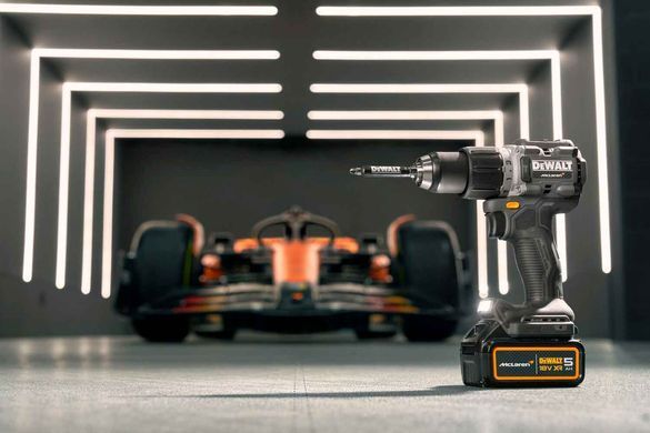 Дрель-шуруповерт ударная McLaren F1 TEAM LIMITED EDITION DeWALT DCD85MP2T DCD85MP2T фото