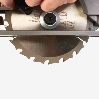 Пила дискова ручна акумуляторна MILWAUKEE, M12 FUEL CCS44-402X 4933448235 фото