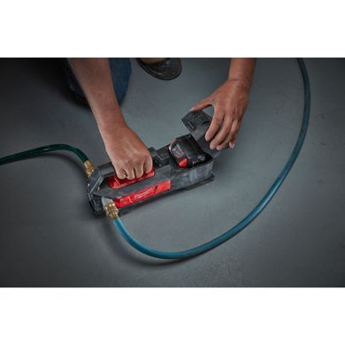 Насос для води аккумуляторный MILWAUKEE M18 BTP-0 4933471494 фото