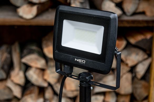 Прожектор на штативе NEO 99-059, 30 Вт, LED 2700 лм, IP65 99-059 фото