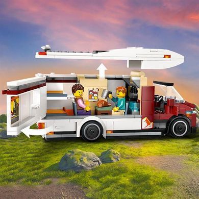 Конструктор LEGO City Приключенческий дом на колесах для отпуска 385 деталей (60454)