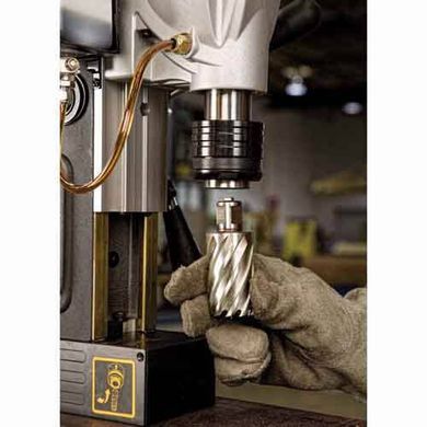 Верстат свердлильний мережевий магнітний DeWALT DWE1622K DWE1622K фото