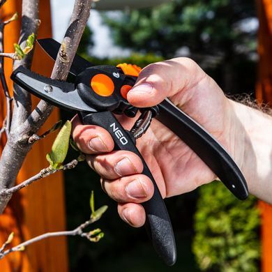 Сектор Neo Tools 200 мм (арт. 15-203) &ndash; для твердої деревини, ергономічна ручка 15-203 фото
