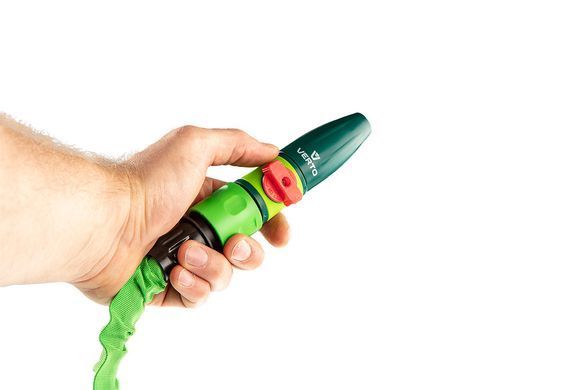 Гнучкий розтяжний садовий шланг VERTO 15G890 7.5-22 м з комплектом аксесуарів 15G890 фото