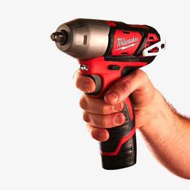 Гайковерт аккумуляторный 3/8'' MILWAUKEE, M12 BIW38-0 4933441985 фото