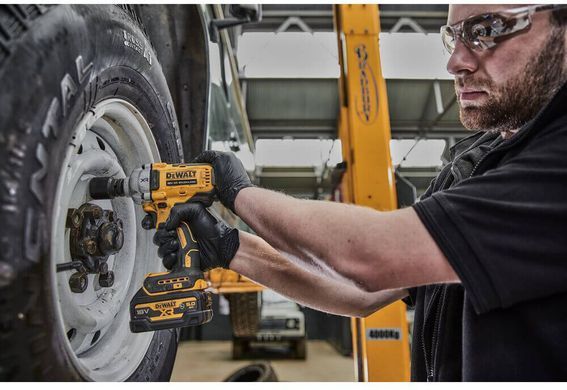 Гайкокрут ударний акумуляторний безщітковий DeWALT DCF891N DCF891N фото