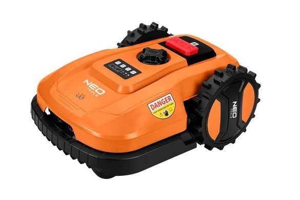 Робот-газонокосарка NEO TOOLS E+ 04-621 для газонів до 600 м2, з док-станцією та акумулятором 04-621 фото
