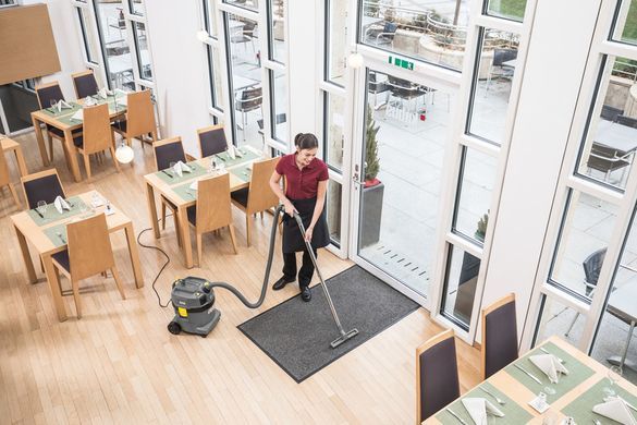Пилосос професійний Karcher NT 22/1 Ap Te, 1300Вт, 249мБар, контейнер 22л, 6.1кг 1.378-610.0 фото