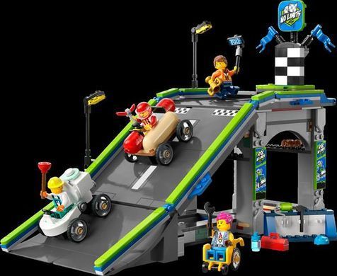 Конструктор LEGO City Жодних обмежень: Автодром для гоночних автомобілів 436 деталей (60460)